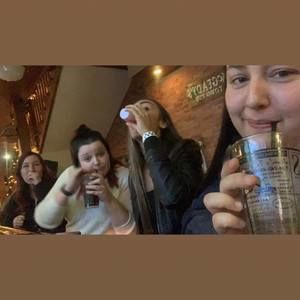 Meet your Posher, Kaitlyn